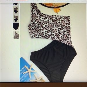 one piece bathing suit